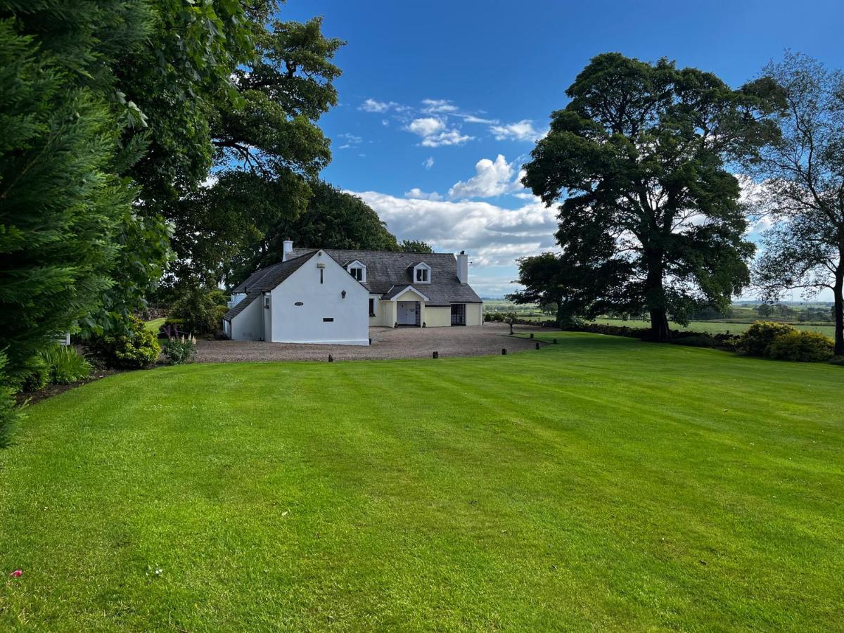 Bed and Breakfast Whitehouse Uplawmoor Exteriér fotografie